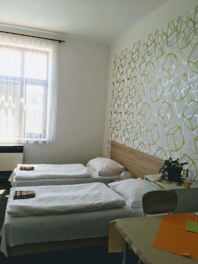 Hotel Jordánek Opočno Exterior foto